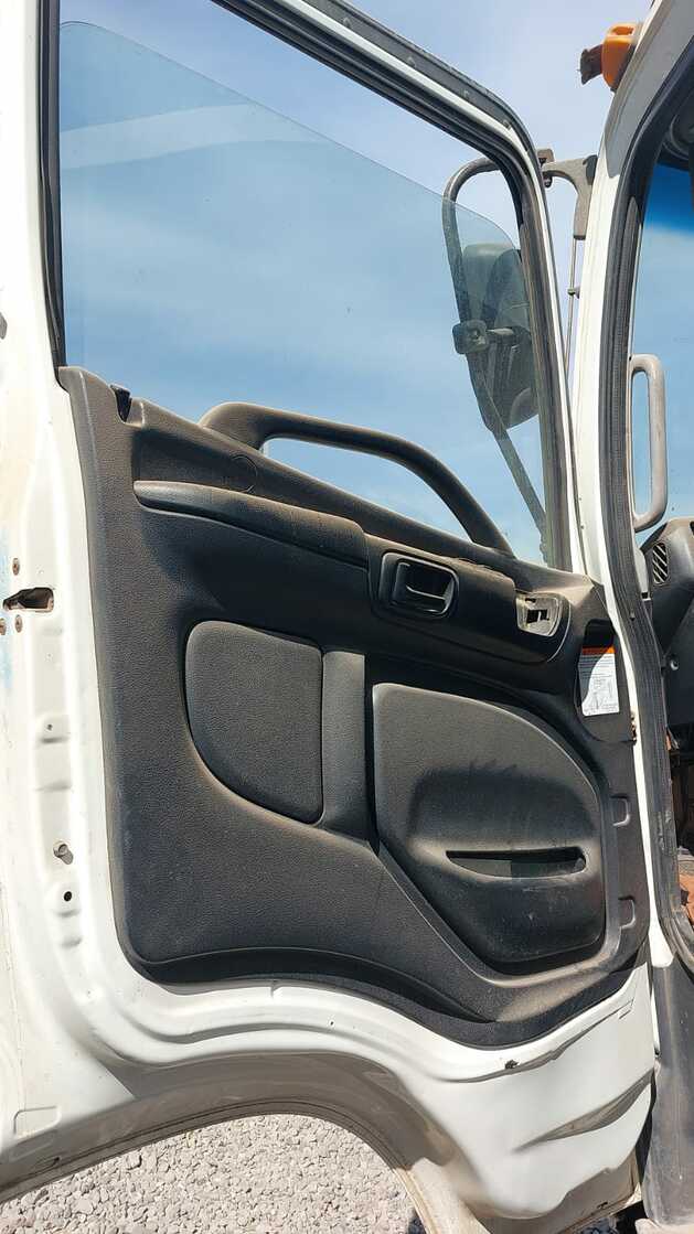  Hino GD8JLTA 2013    EN DESARME